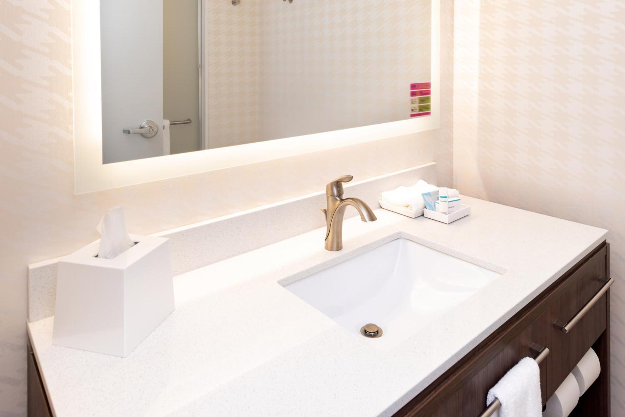 Home2 Suites By Hilton Columbia Downtown Bagian luar foto